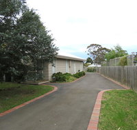 5 Little Penguin Crt Cowes - Cottage near the Beach - Brisbane Tourism