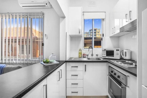 5 South Pacific 2 Bedrooms - Brisbane Tourism 1
