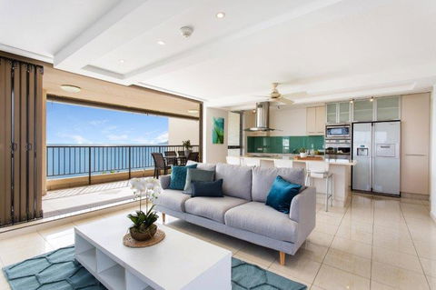 5,  Apartment On The Esplanade - Tourism Brisbane 0
