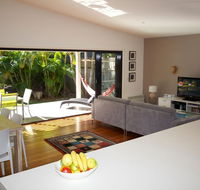 LIZZIE - Brisbane Tourism