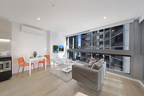 A Bright & Modern CBD Apt Next To Southern Cross - Tourism Brisbane 0