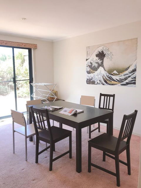 A Clean Private Room, Bruce - Tourism Brisbane 3