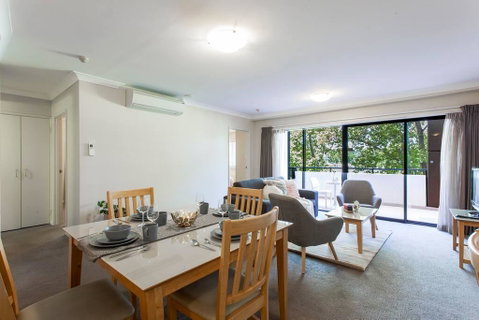 A Comfy 2BR Home, Top Location, FREE Parking - Brisbane Tourism 2