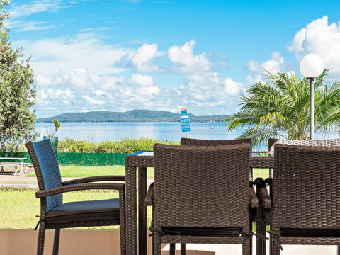 A Fisherman's Rest - Tourism Brisbane 0