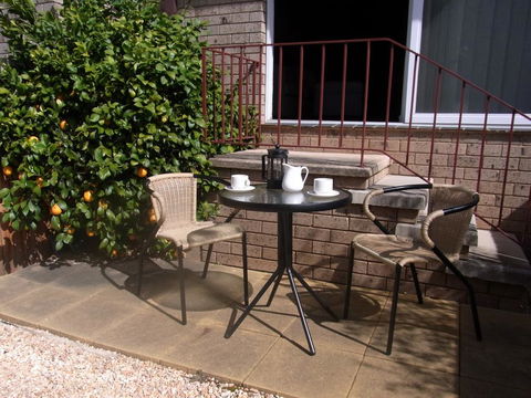 A Furnished Townhouse In Goulburn - Brisbane Tourism 3