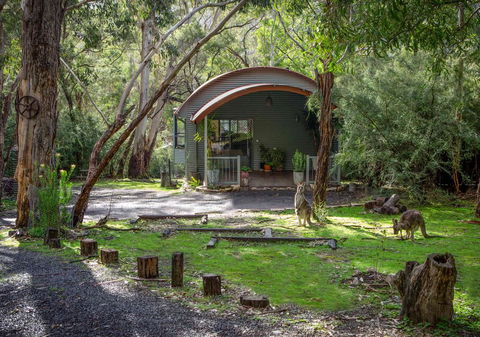 A Heavenly Escape - Tourism Brisbane 0