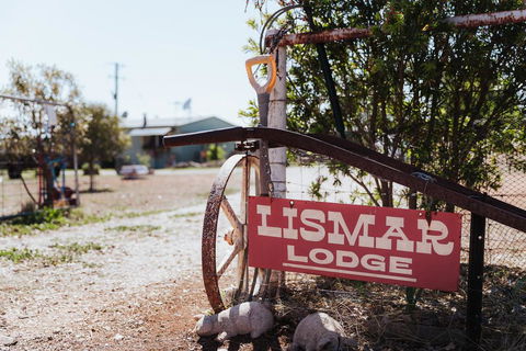 A Lismar Lodge Cottage - Brisbane Tourism 1