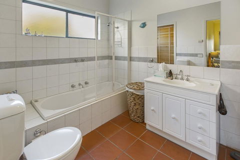 A Mariners Place - BEST Location In Town! - Tourism Brisbane 1