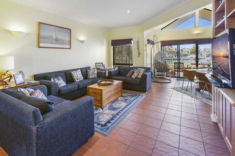 A Mariners Place - BEST Location In Town! - Tourism Brisbane 2