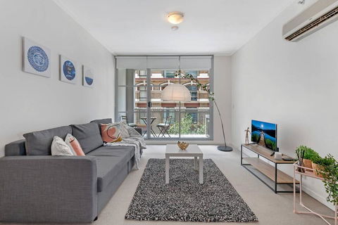 A Modern & Stylish Studio Near Darling Harbour - Tourism Brisbane 2
