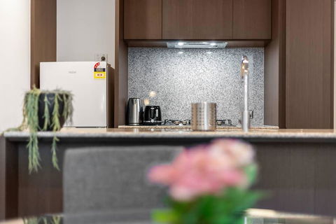A Modern Apt, 5-min Walk To Queen Victoria Market - Tourism Brisbane 3