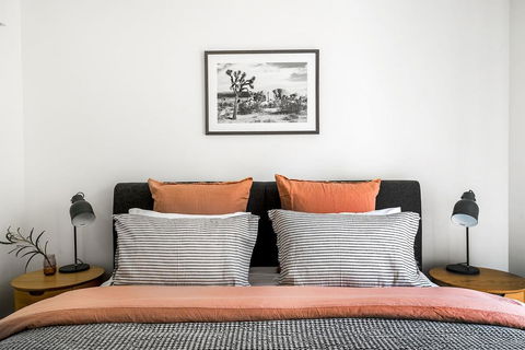 A PERFECT STAY - Baby Blue - Tourism Brisbane 2