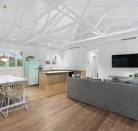 A PERFECT STAY - Sunset Beach - Summer Breeze - Tourism Brisbane