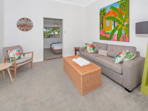 A Touch Of The Bahamas On McKenzie MK3 - Tourism Brisbane 0