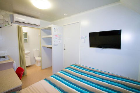 AAOK Jandowae Accommodation Park - Tourism Brisbane 2
