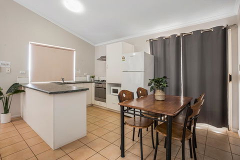 AAOK Karratha Caravan Park - Brisbane Tourism 2