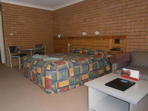 Aaron Inn Motel - Tourism Brisbane 3