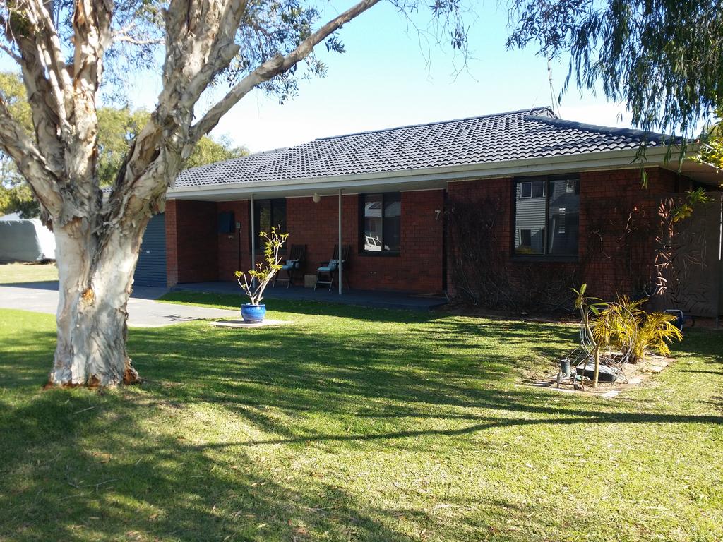 Yalyalup WA Tourism Brisbane