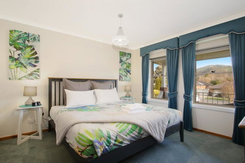 Abbey Rose - Bright, VIC - Brisbane Tourism 2