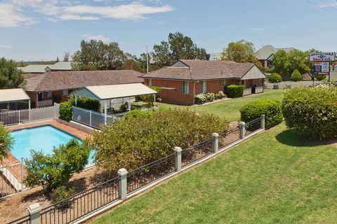 Abraham Lincoln Motel - Tourism Brisbane 2