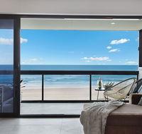 Absolute Beach Front Renovated 3 Bdrm 2 Bath App - Tourism Brisbane