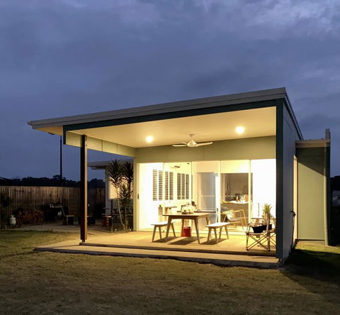 Absolute Beachfront & Secluded New Home - Tourism Brisbane 1