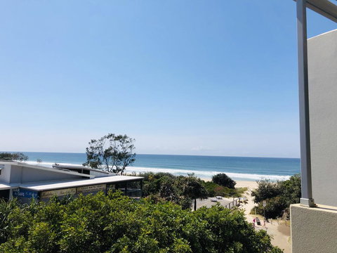 Absolute Beachfront - Cabarita Beach - Ocean Views - 3 Bed Apartment - Tourism Brisbane 0