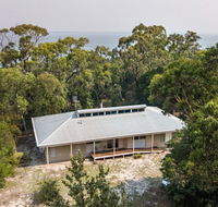 Acacia Lakehouse - The lake at your doorstep - Tourism Brisbane