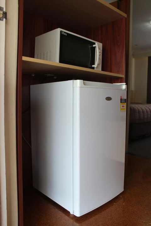 Acacia Motor Inn - Brisbane 4u 3
