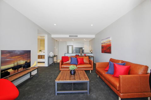 Accommodate Canberra - The Pier - Brisbane Tourism 3