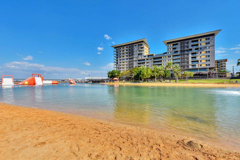 Accommodation At Darwin Waterfront - Brisbane Tourism 1