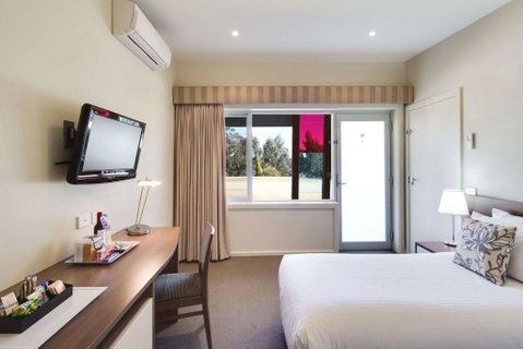 Drouin Motel - Brisbane Tourism 3