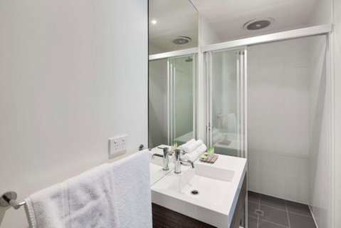 Drouin Motel - Brisbane Tourism 1