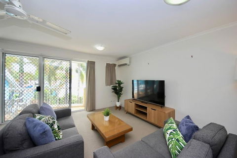 Diamond Beach Resort Family Apartment 101 - Tourism Brisbane 2