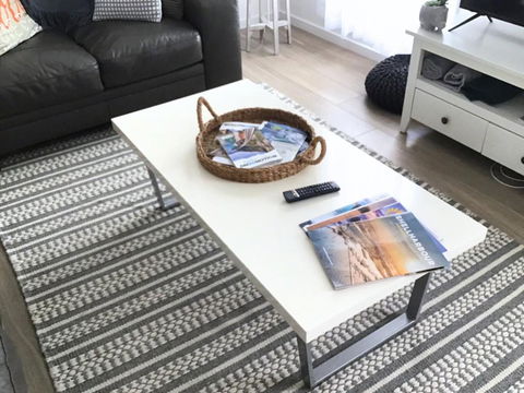 Discover Warilla - Bright And Airy Townhouse Near The Beach And Lake - Tourism Brisbane 2