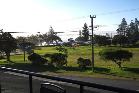 Dolphin Court 1, 1 Gowing Street - Tourism Brisbane 0