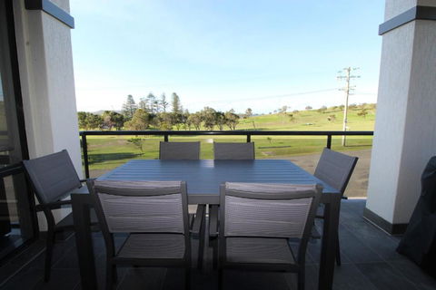 Dolphin Court 2, 1 Gowing Street - Tourism Brisbane 3