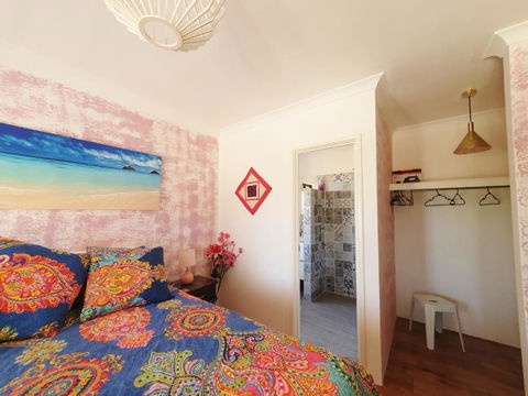 Dophin Beach House - Wannanup, Mandurah Between The Estuary And The Ocean - Tourism Brisbane 1