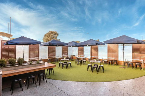 Dorset Gardens Hotel - Tourism Brisbane 0