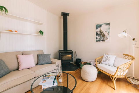 Dovestones By The Sea Inverloch - Tourism Brisbane 0