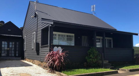 Driftwood Beach House - Tourism Brisbane 1