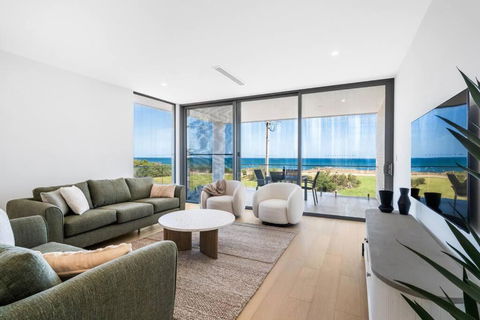 Driftwood Port Noarlunga South - Tourism Brisbane 0