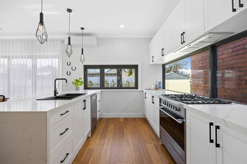 Duc De Malakoff - Tourism Brisbane 1