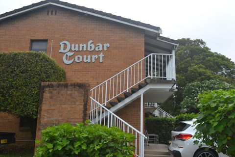 Dunbar Court Unit 8 - Bring Your Own Linen - Tourism Brisbane 0