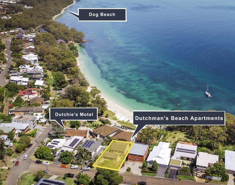 Dutchies Motel Nelson Bay & Dutchmans Beach Apartments - Tourism Brisbane 3