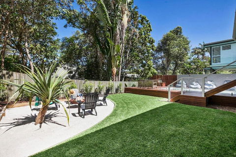 Dwyer St Great Family Beach House - Tourism Brisbane 4