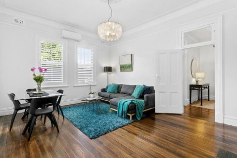 EDW19 - Stylish 2-Bed, 2-Bath Townhose In Drummoyne - Tourism Brisbane 3