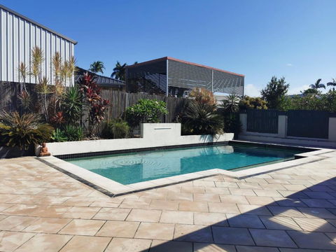 Eight Mile Plains House - Tourism Brisbane 0