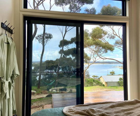 Essence Kangaroo Island - Tiny Home American River - Tourism Brisbane 3