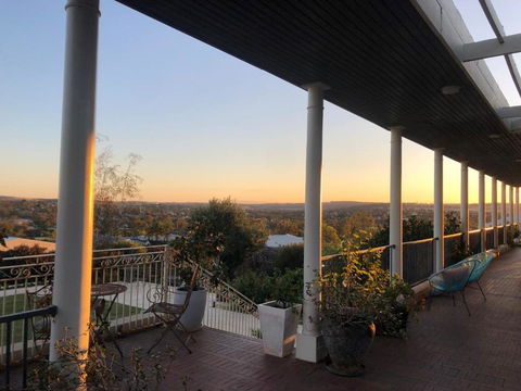 Fairway Manor Accomodation - Tourism Brisbane 1